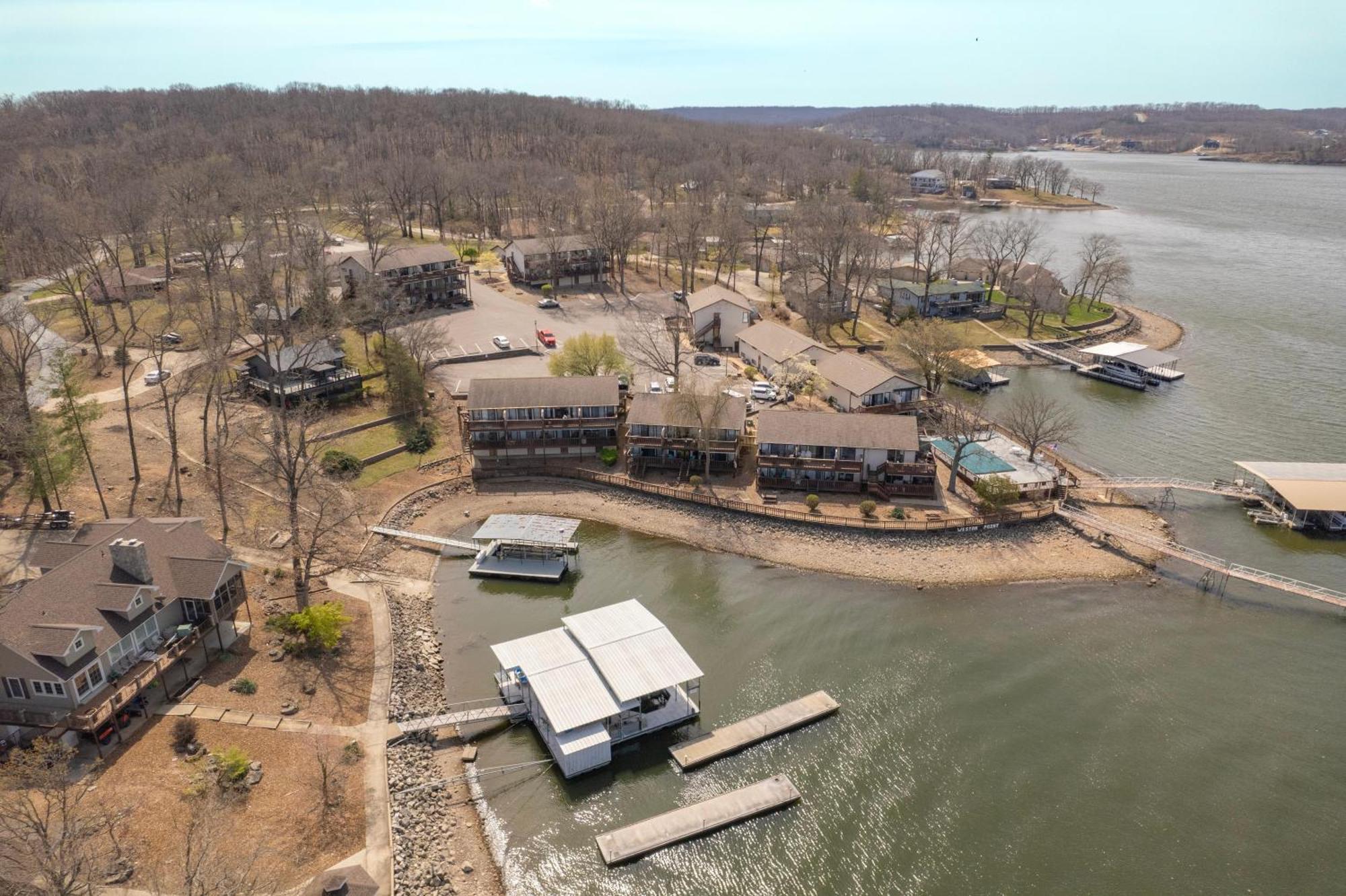 Weston Point Villa Osage Beach Exterior photo
